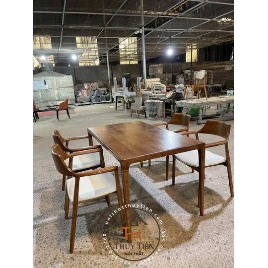 Bộ bàn ghế gỗ tự nhiên đặt theo yêu cầu khách