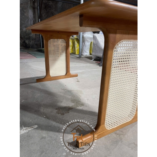 Bộ bàn ăn gỗ cao su tựa mây