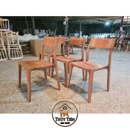 Ghế November gỗ Ash (Tần bì) - sự lựa chọn hoàn hảo cho phòng ăn hiện đại