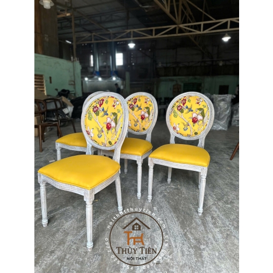 Ghế louis phối hoạ tiết
