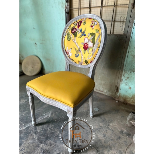 Ghế louis phối hoạ tiết