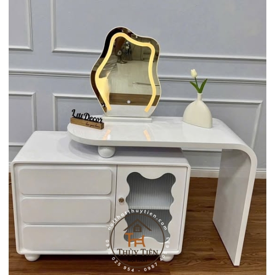 Bàn trang điểm hàng sơn 2 k siêu đẹp