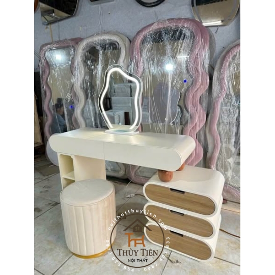 Bàn trang điểm hàng sơn 2 k siêu đẹp giá tận xưởng