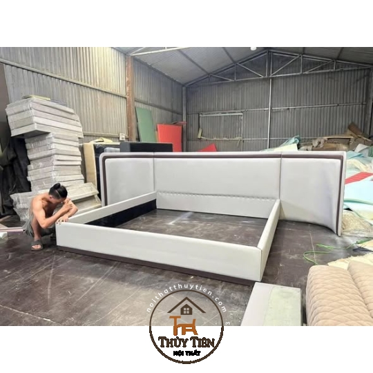 Giường thiết kế đặt theo yêu cầu khách