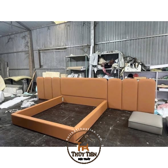 Giường thiết kế đặt theo yêu cầu khách