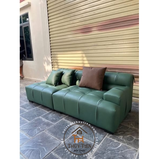 Sofa xanh lá lên form nhìn sang mà vẫn nổi bật 🌿 Xưởng nhận làm theo kích thước, màu và mẫu riêng nha.