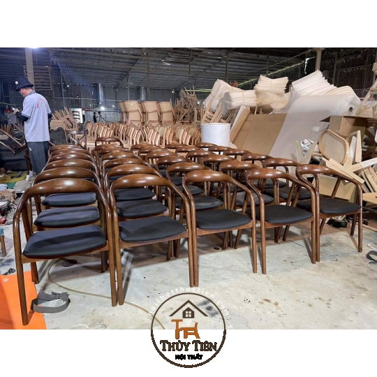 Ghế neva có tay vẻ đẹp cho không gian nhà hàng bạn