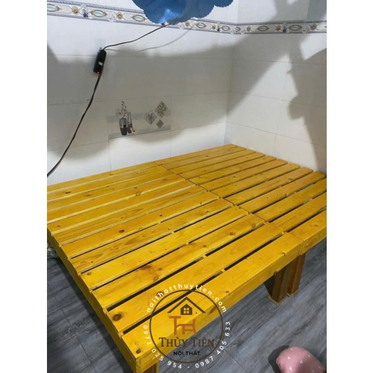 Mẫu Giường pallet gỗ thông giá rẻ