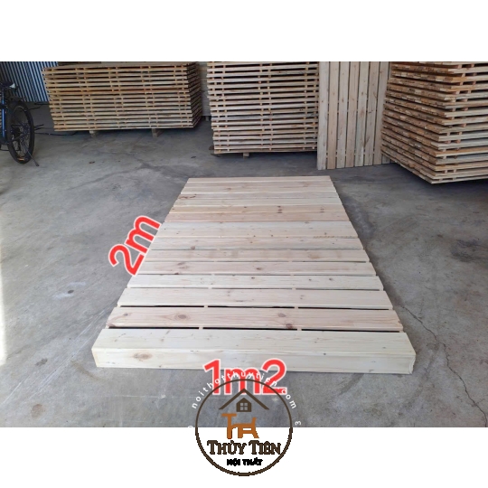Giường pallet gỗ thông