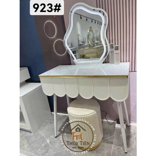 Bộ bàn trang điểm nhập khẩu xinh xỉu 