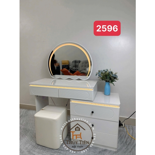 Bộ bàn trang điểm nhập khẩu xinh xỉu 