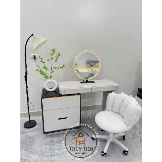Bộ bàn trang điểm nhập khẩu xinh xỉu 