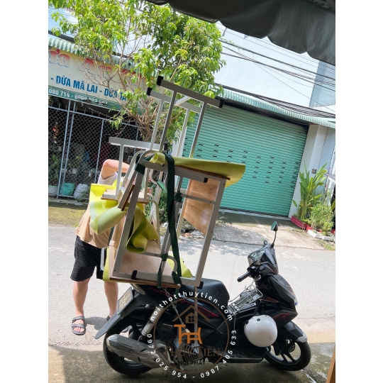 Bàn học sinh chân sắt mặt gỗ cao su tự nhiên kèm ghế - 003