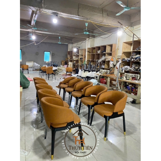 Ghế bàn ăn thiết kế theo yêu cầu ạ