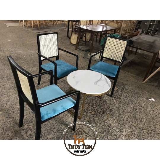 Ghế ăn Cherry có tay