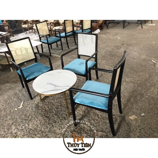 Ghế ăn Cherry có tay