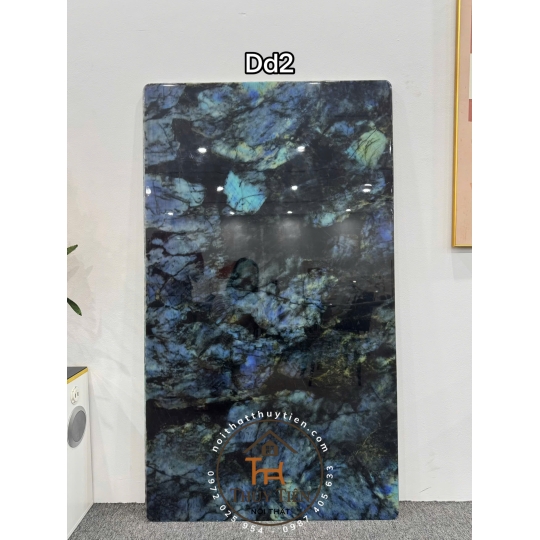 Mặt đá vi tinh thể- nhập khẩu cao cấp hiện đại