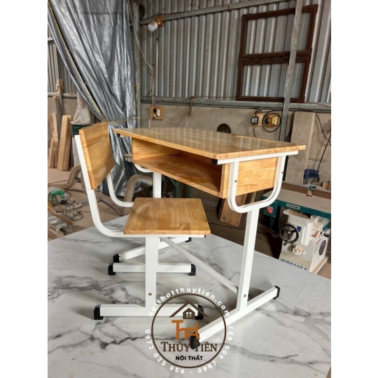 Bàn học sinh chân sắt mặt gỗ cao su tự nhiên - 003