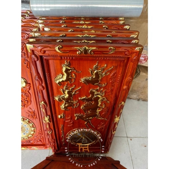Tranh Đồng Hồ Treo Tường Gỗ Hương Điêu Khắc Nguyên Tấm Mã Đáo Thành Công