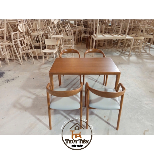 Bộ bàn ăn Neva cao cấp mặt nệm - BBANV 001
