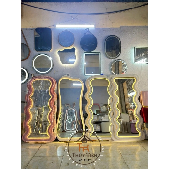 Gương Lượn Sóng Bọc Nỉ Đầu Tròn Nịnh Dáng, Hàng Nỉ Dày Dặn Decor Phòng