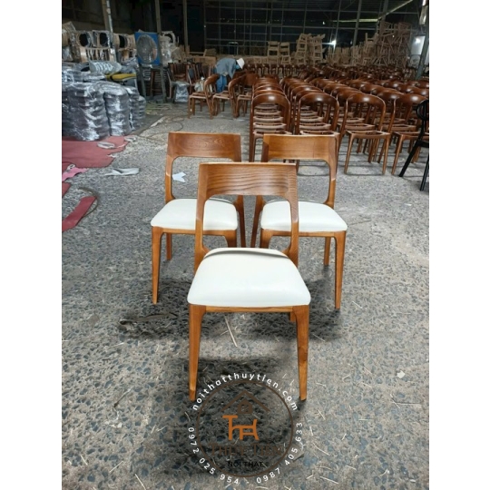 Ghế november gỗ ash