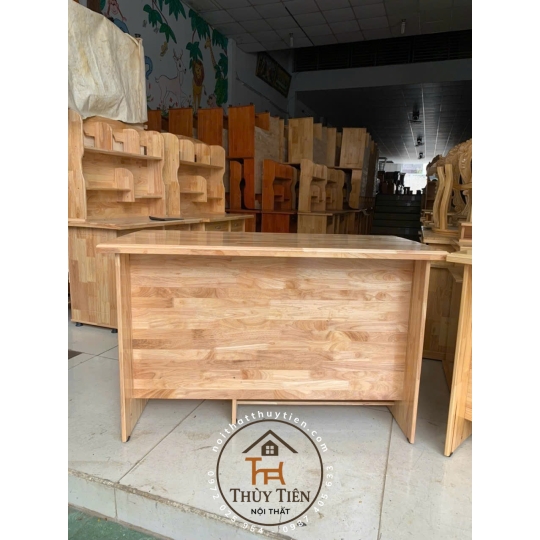 Bàn làm việc gỗ thông 