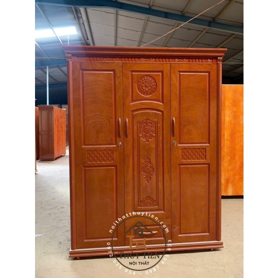 Mẫu tủ quần áo xoan phủ