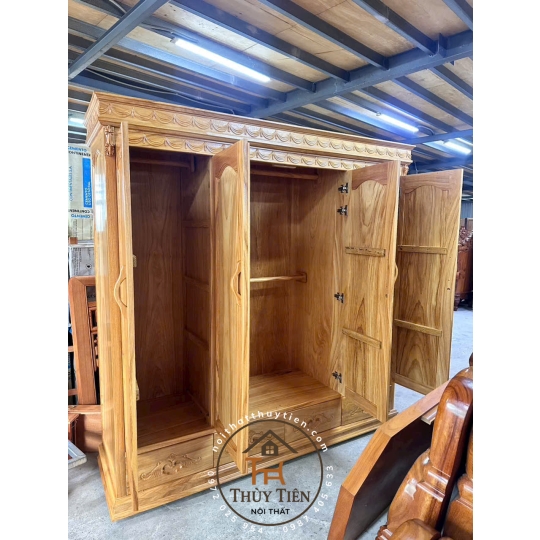 Tủ quần áo gõ đỏ hoàng gia