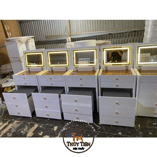 Bàn trang điểm thông minh gấp gọn đa năng sơn 2k kèm gương led 3 màu