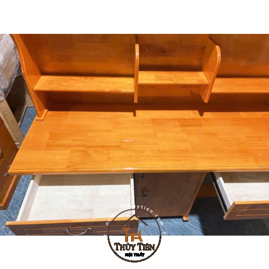 Bàn học sinh gỗ thông đôi