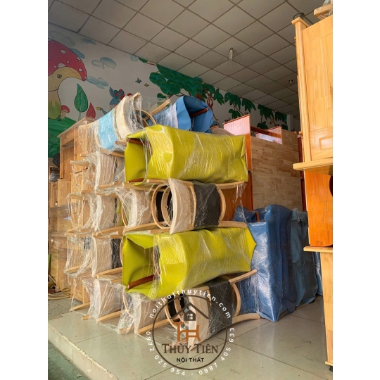 Ghế gỗ cabin mặt nệm