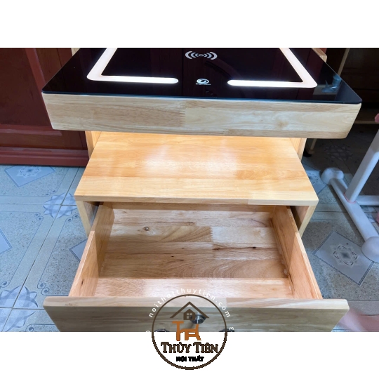 Tủ đầu giường gỗ cao su kiêm loa bluetooth kết hợp sạc điện thoại ko dây có ngăn ẩn giấu tiền thẻ từ 