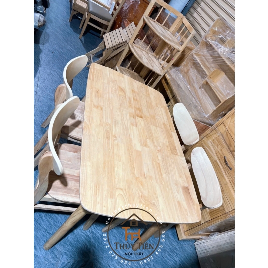 Bộ bàn ăn cao su mango 4 ghế mặt gỗ tự nhiên giá rẻ