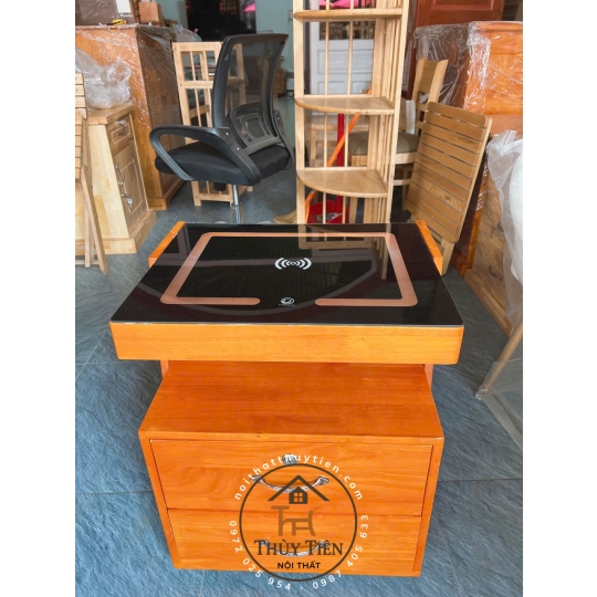 Tủ đầu giường gỗ cao su kiêm loa bluetooth kết hợp sạc điện thoại ko dây có ngăn ẩn giấu tiền thẻ từ 