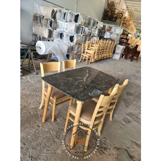 Bộ bàn ăn cabin gỗ cao su 4 ghế 6 ghế giá rẻ