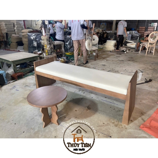 Ghế băng ngồi có tựa và không tựa