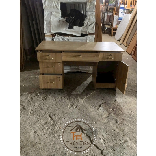 Bàn làm việc MDF lõi xanh - BLVMDF 002