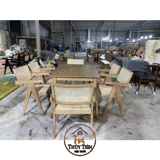 Bộ bàn ăn ghế vleg gỗ cao su và ash