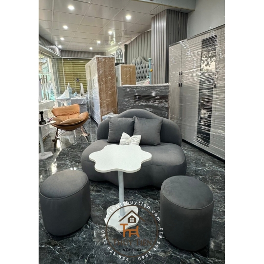 Mây bọc nỉ nhung 1m2 + 2 đôn 