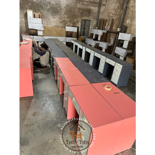 Bàn trang điểm MDF mẫu mới led và ko led kèm ghế