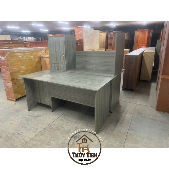 Bàn làm việc MDF lõi xanh - BLVMDF 002