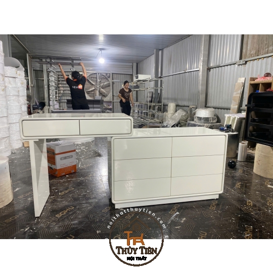 Tủ kệ decor hàng sơn 2k đẹp chuẩn nhé khách iu oi 🥰😍 Cốt xanh cốt nâu e có hết ạ 🤩