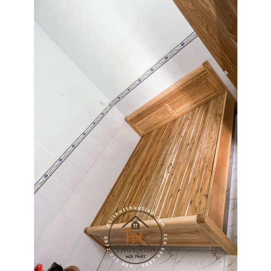 Giường ngủ gỗ sồi Pháp Tự Nhiên
