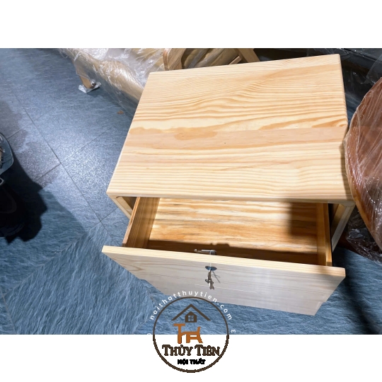 Tủ đầu giường gỗ thông Mỹ 